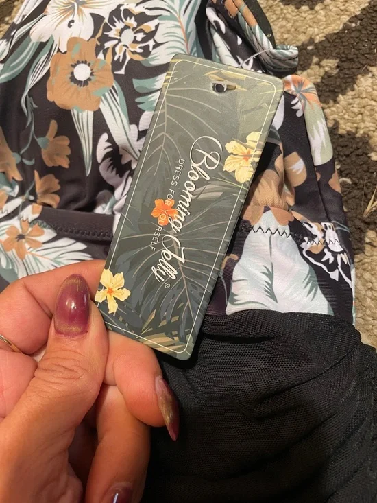 NWT Blooming Jelly XL Tummy Control Swim Dress 👗 🌸 One Piece Cover Up attached - Picture 3 of 5